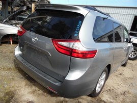 2017 Toyota Sienna LE Silver 3.5L AT 2WD #Z24594